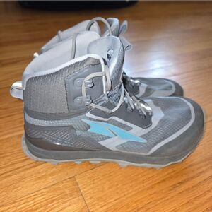 Altra Women's Lone Peak All-Weather Waterproof Mid Trail Hiking Boots 7.5